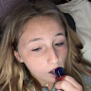 Meet your Posher, Eva